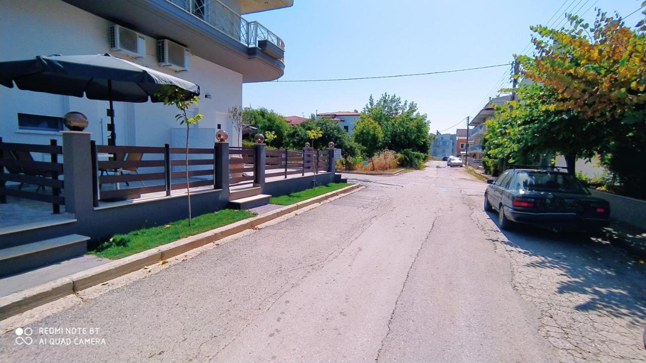 פלוגיטה Filippou Luxury Apartments מראה חיצוני תמונה