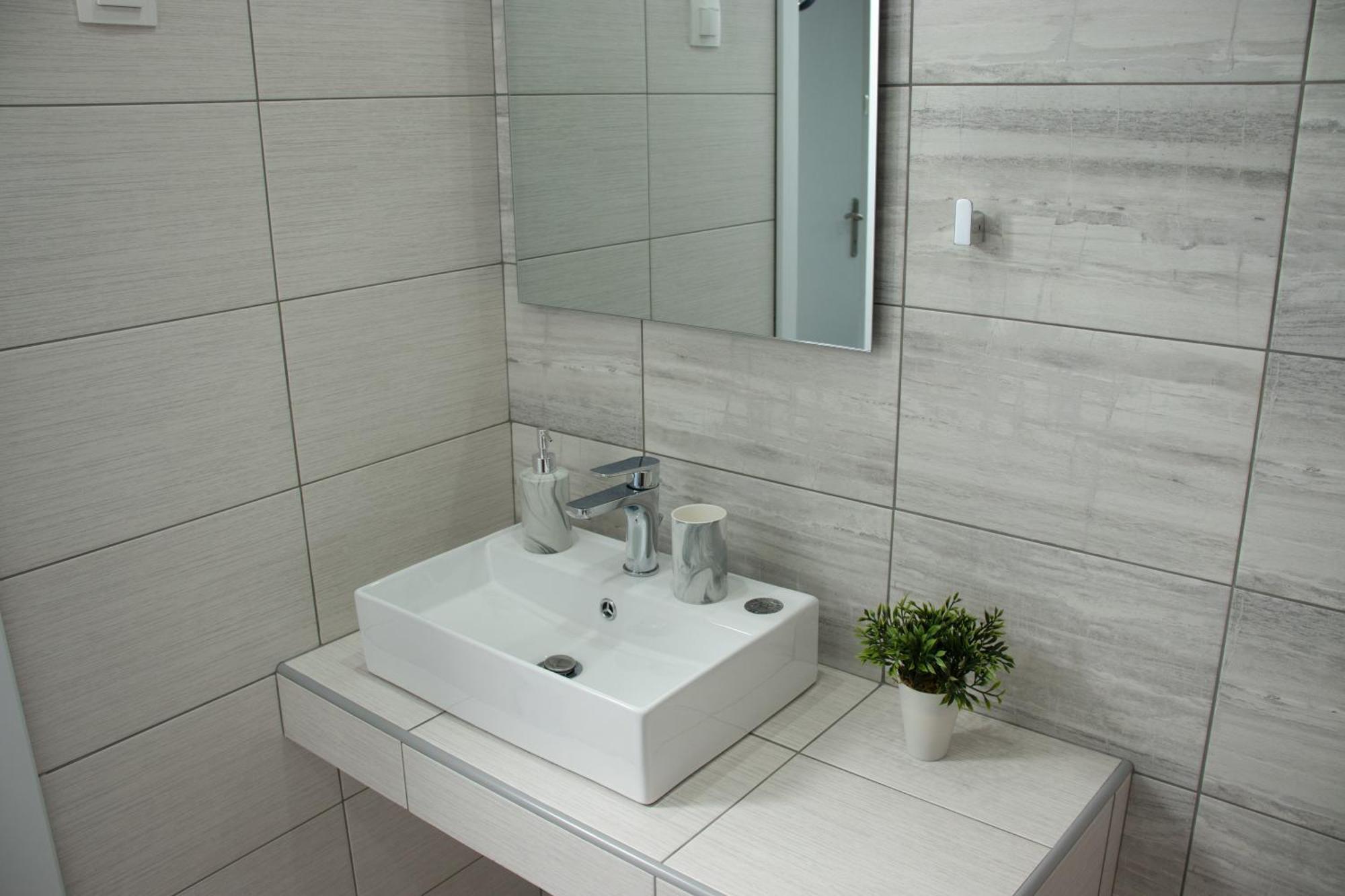 פלוגיטה Filippou Luxury Apartments מראה חיצוני תמונה