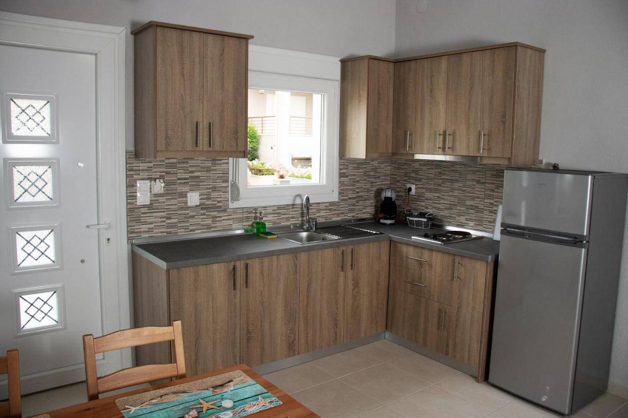 פלוגיטה Filippou Luxury Apartments מראה חיצוני תמונה